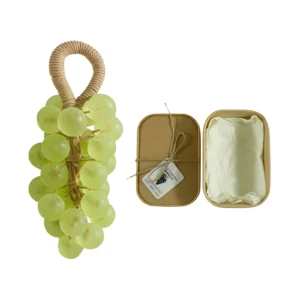 Handmade Green Tea Grape-Shaped Soap in a Gift Box for Gentle, Moisturizing Cleansing of Hands, Body, and Face